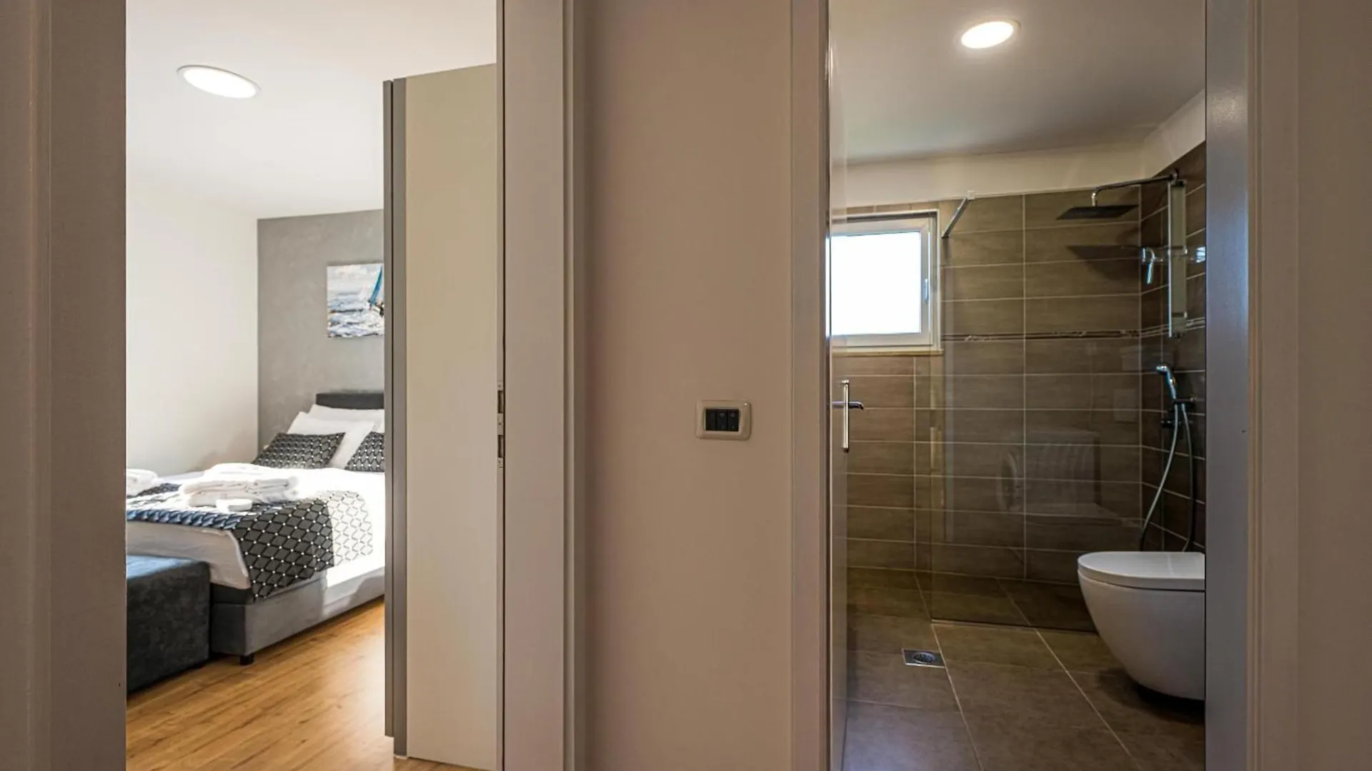 Holiday home Schoene Villa Beauty Fuer 6 Personen Und 1 Kind Brajkovici  Croatia