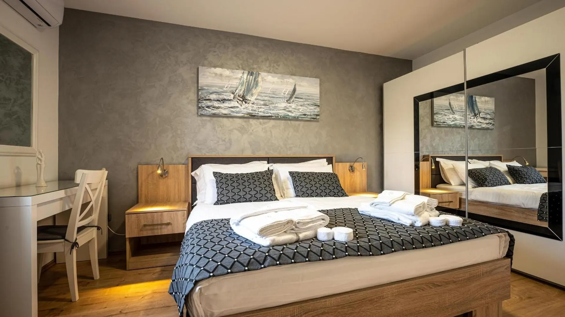Schoene Villa Beauty Fuer 6 Personen Und 1 Kind Brajkovici  Holiday home Brajkovici (Kanfanar)