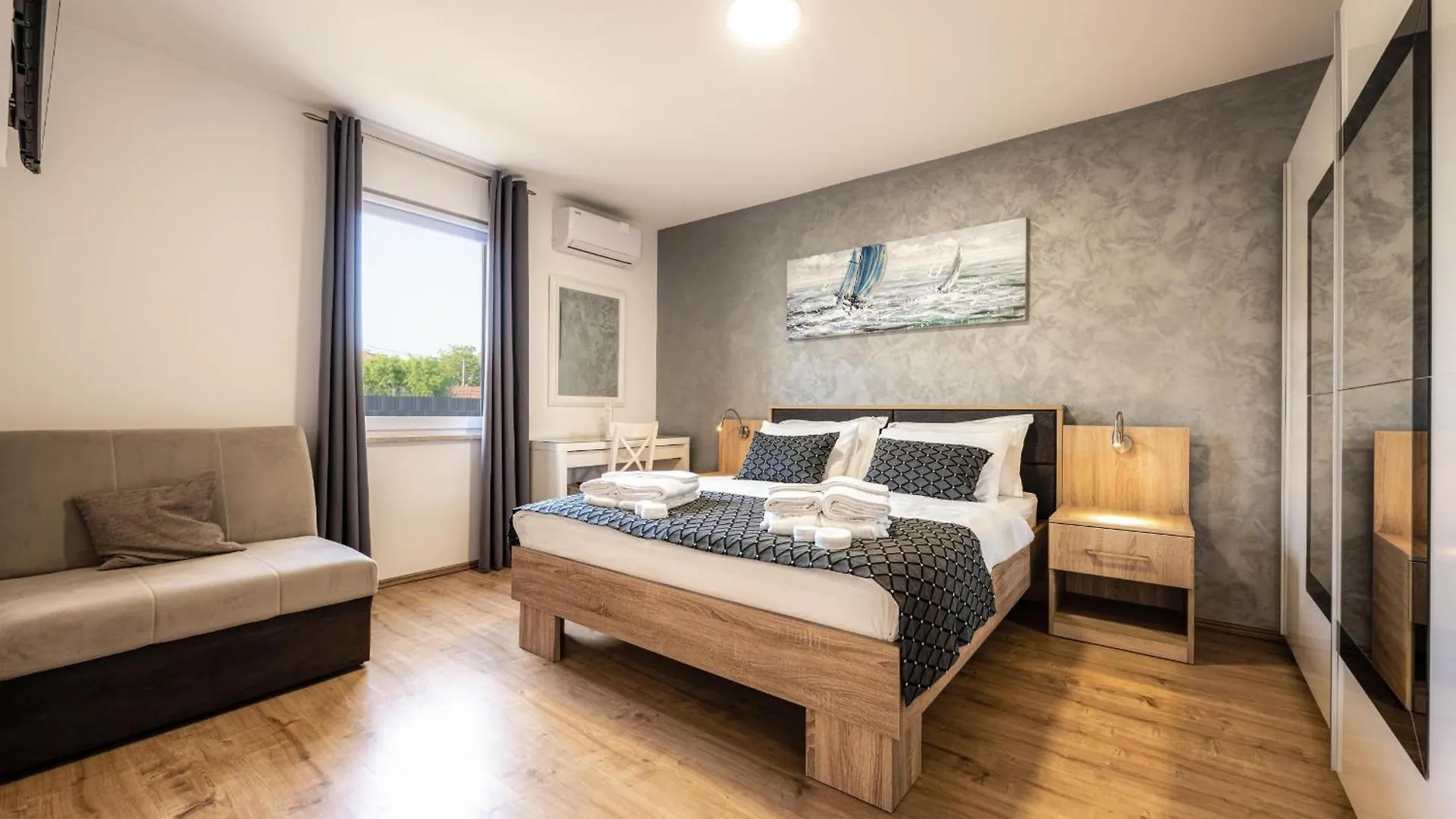 Schoene Villa Beauty Fuer 6 Personen Und 1 Kind Brajkovici  Brajkovici (Kanfanar)