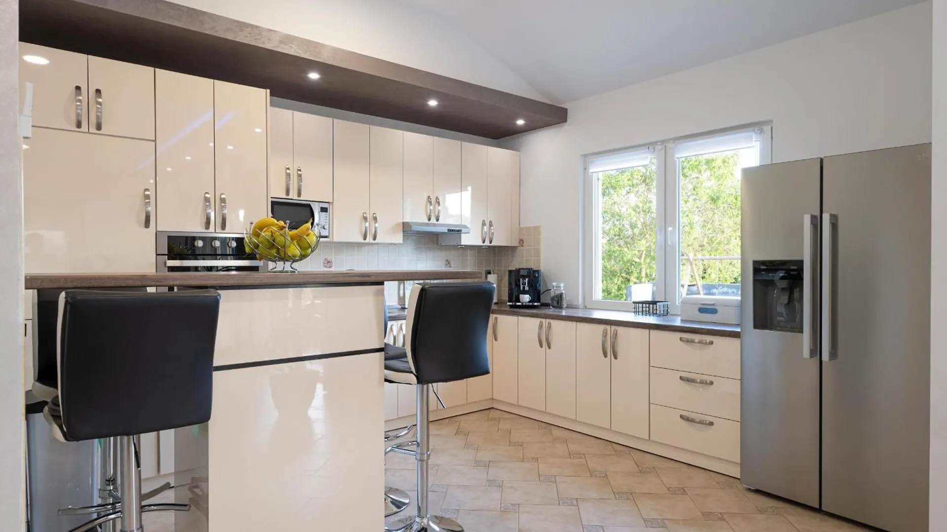 Schoene Villa Beauty Fuer 6 Personen Und 1 Kind Brajkovici