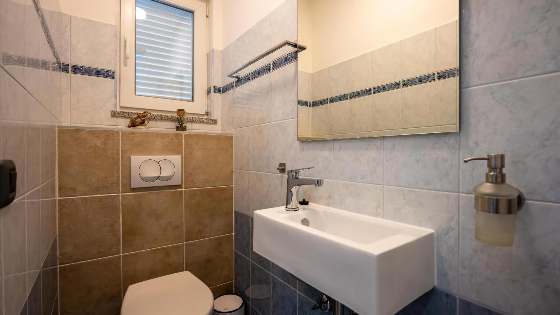 Schoene Villa Beauty Fuer 6 Personen Und 1 Kind Brajkovici  Brajkovici (Kanfanar)